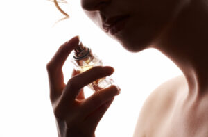 جذاب ترین رایحه ها برای خانم ها