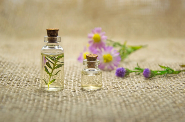 ماندگاری اسانس‌های عطر